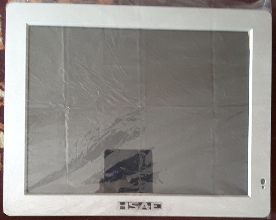 Монитор дисплей экран