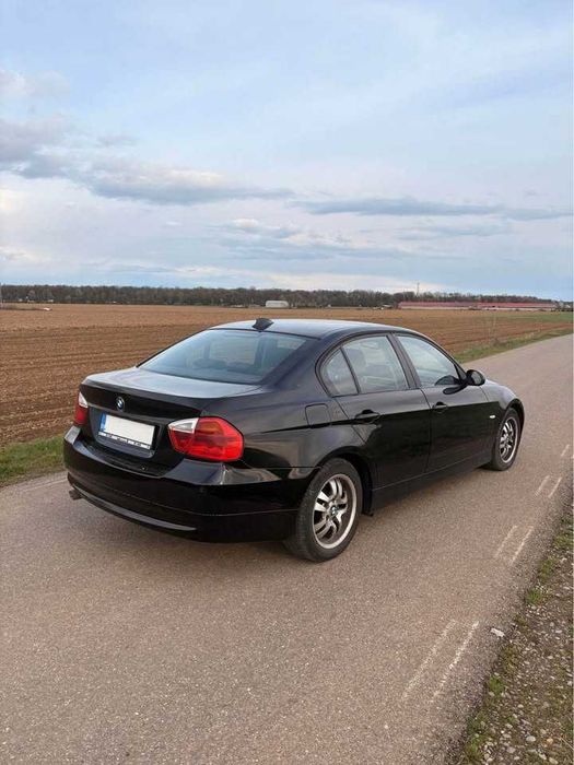 BMW Seria 3 318d E90 2006