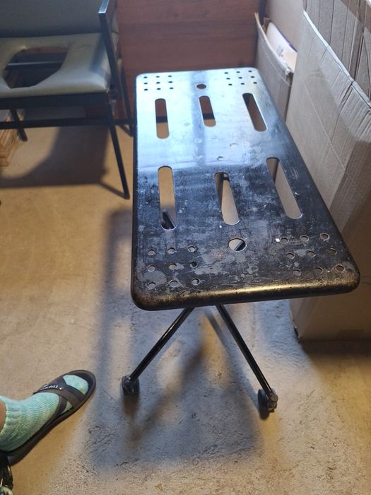 Подставка для телевизора