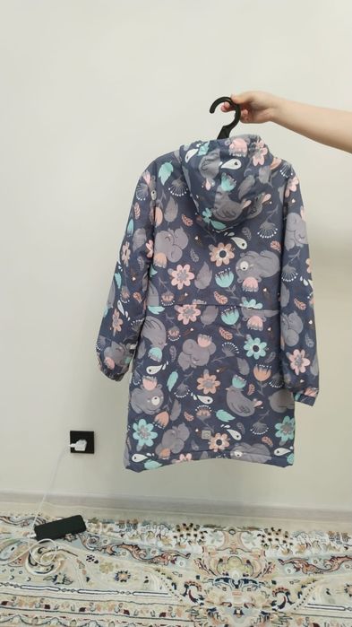 Продам пальто размер 146