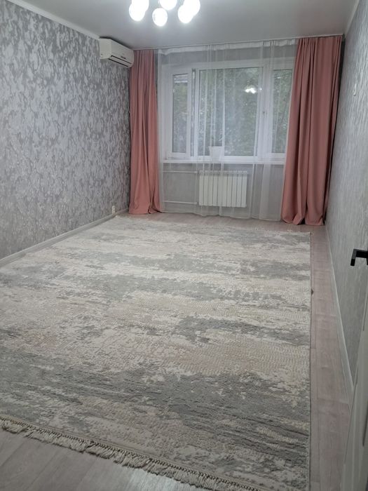 Продаётся 2 комн квартира