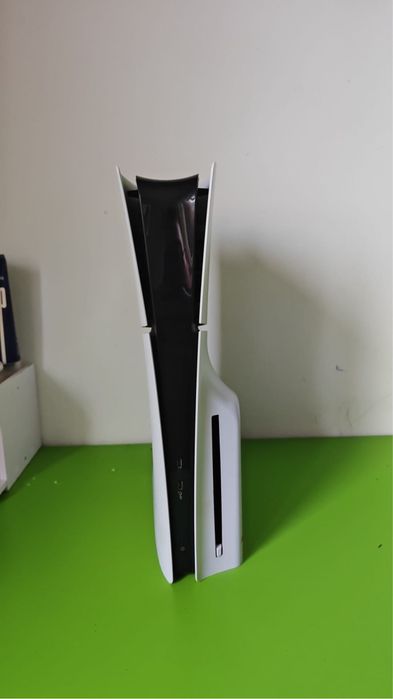 Ps5 Slim 825GB in stare perfecta