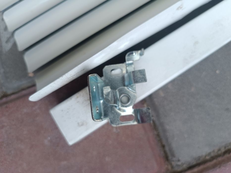 Жалюзи горизонтальные 63.5 на 122