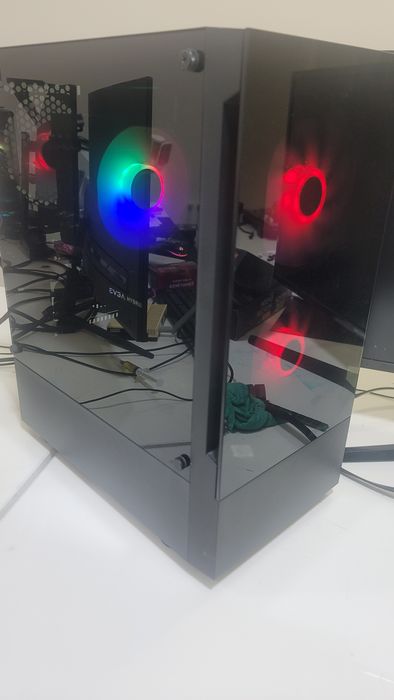 Core i7 9700  Ghz Gtx 1080ti Ram 16 Gb