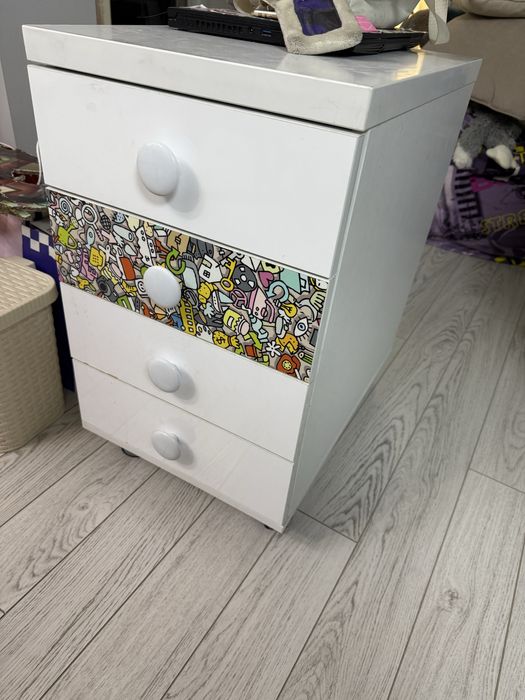 Мебель для детской (гарнитур)