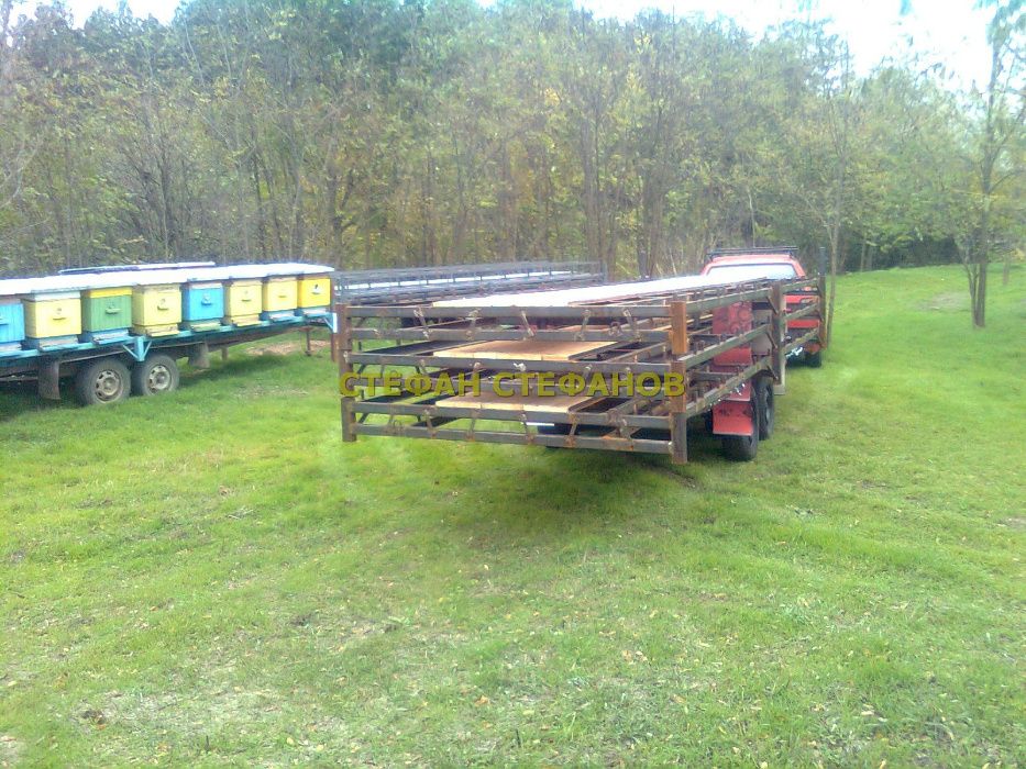 Пчеларска платформа за превозване на пчелни кошери