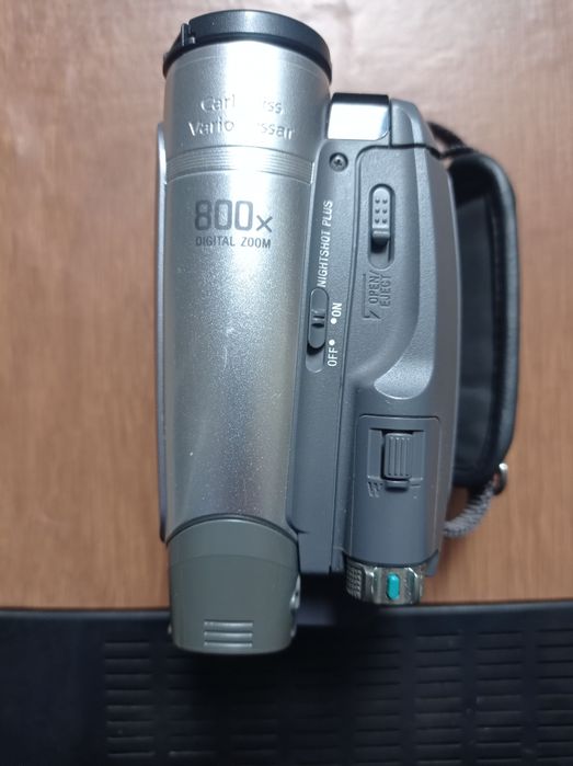 Model SONY dcr-hc27e