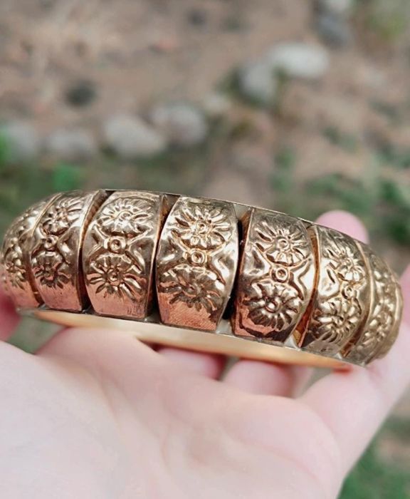 Veche bratara fixa din alama