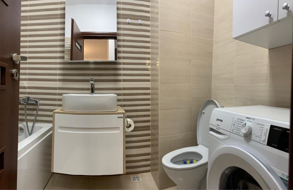 Ofer spre inchiriere ap 2 camere