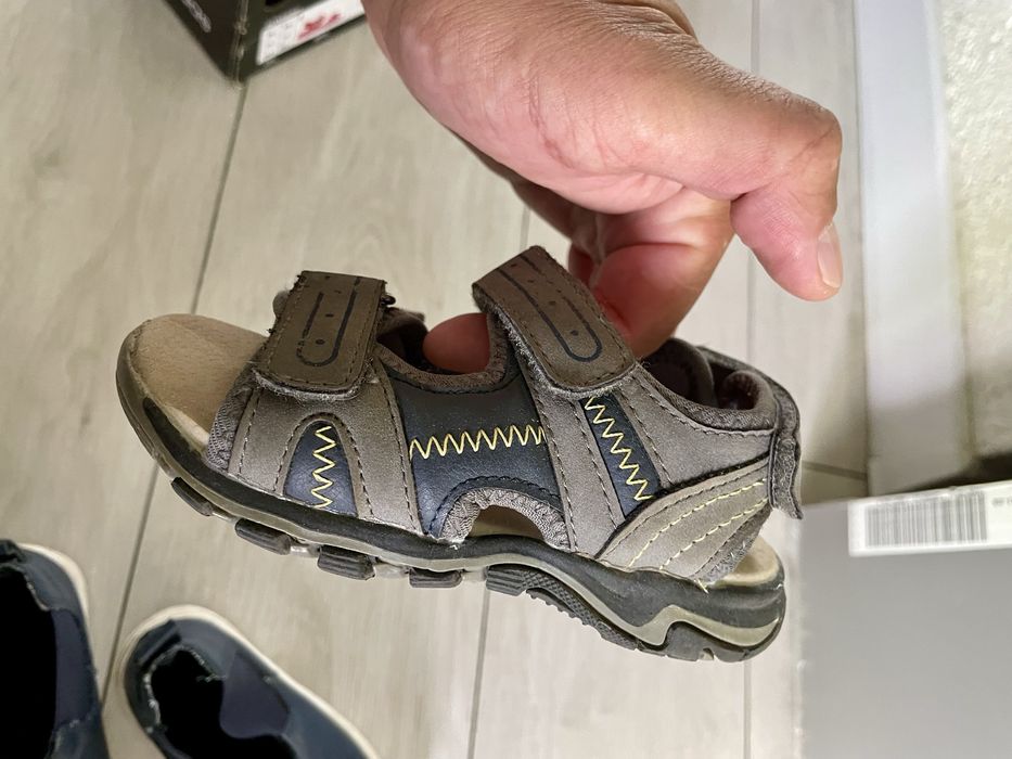 Adidas,Lupilu,H&M,Zara(size-22,25,26)сандали,кецове!