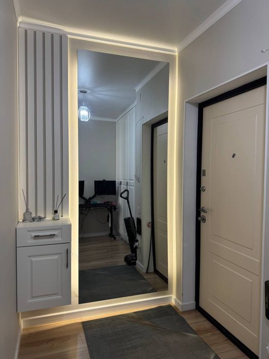 Срочно зеркало в прихржую