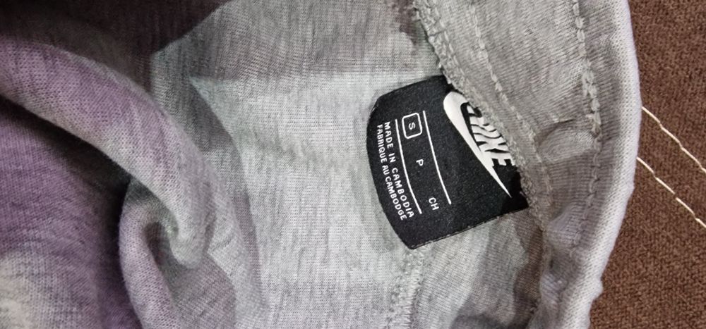 Оргинален  Нике теч