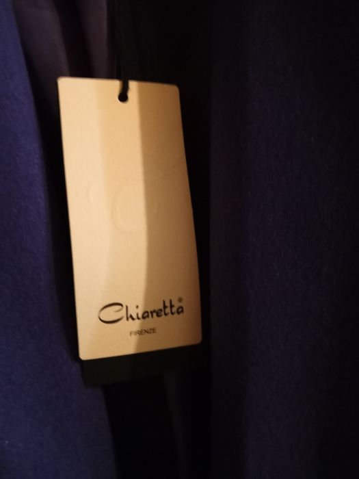 Шикозно палто чисто ново не е обличано