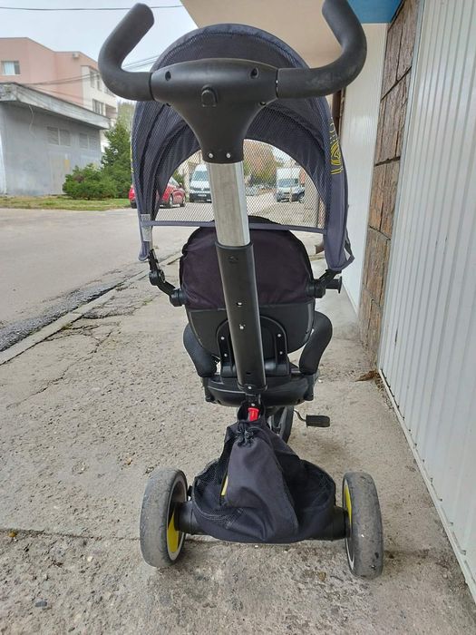 Триколка със сенник Chipolino - Вектор MG,