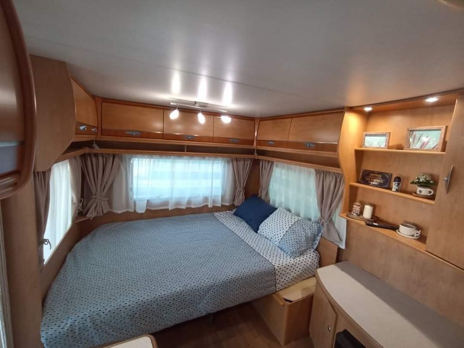 Каравана  с веранда  под наем