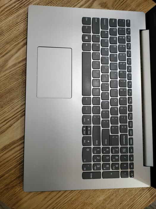 Laptop  Intel i3 Wind 11