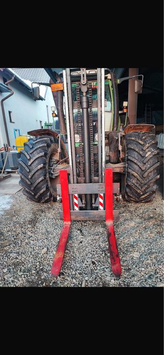 Vând braț de stivuitor care se prinde în tiranți