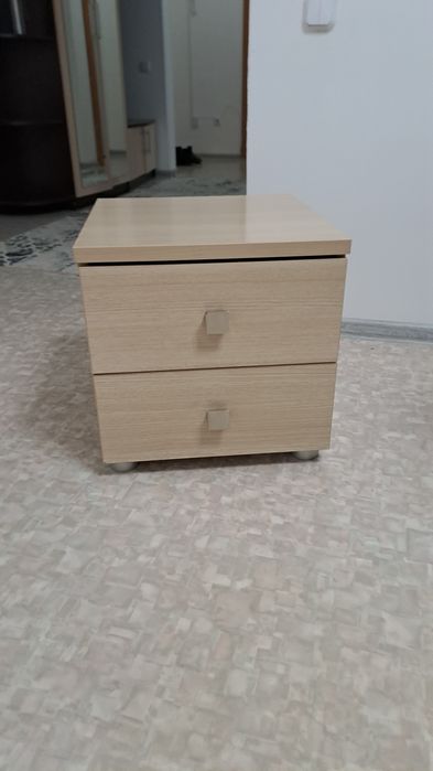 тумбочки продам 2 штуки
