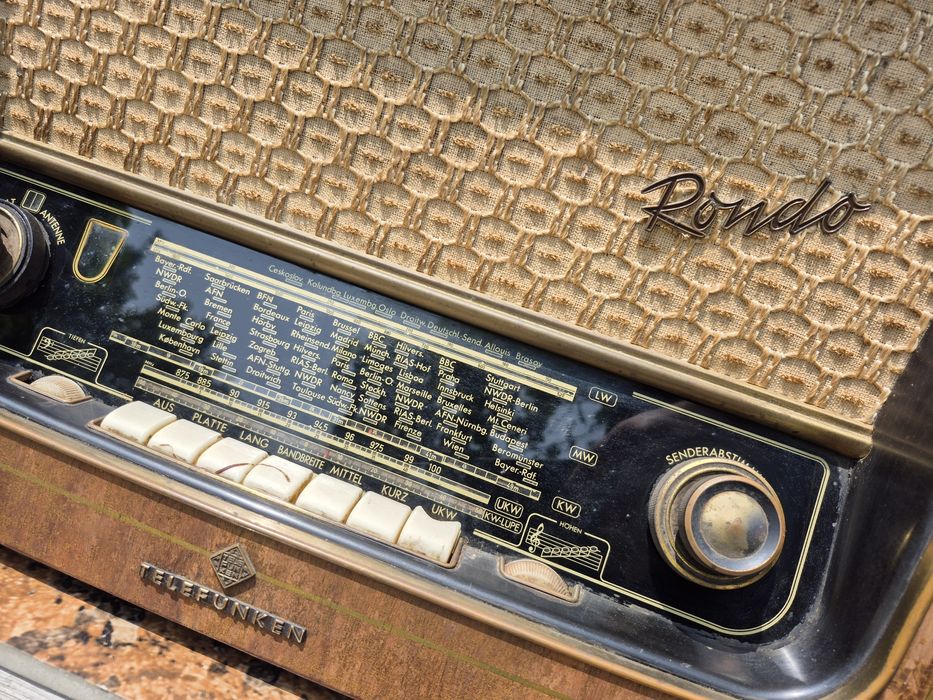 Radio lampi marca Telefunken model Rondo 55,made in Germany fab.1954