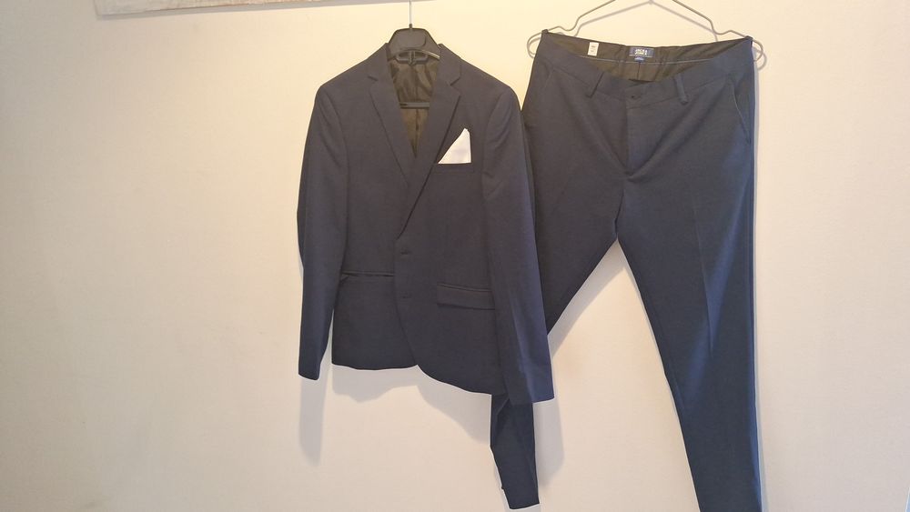 Costum Jack and Jones 164