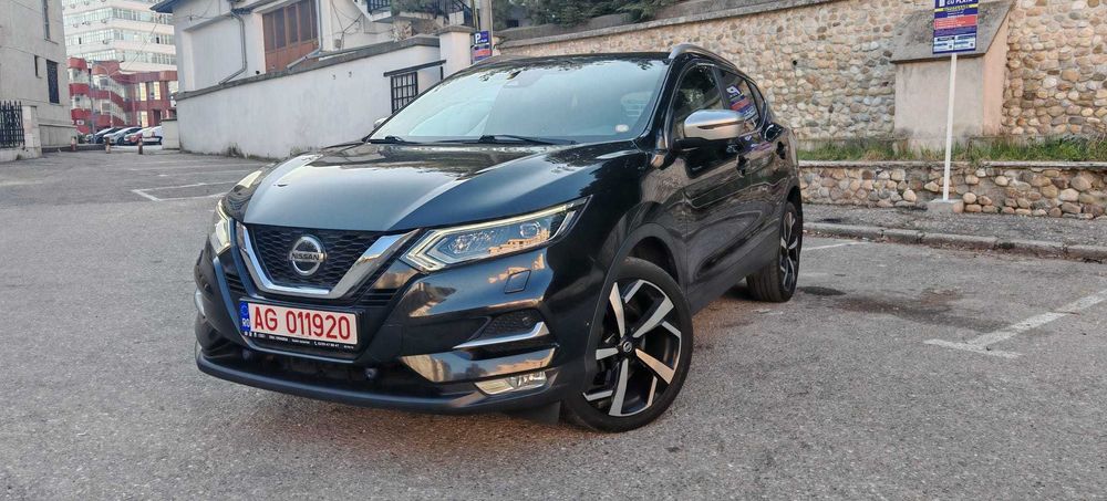 Nissan Qashqai – 1.3 DIG-T Benzina – 160 CP – Cutie automată