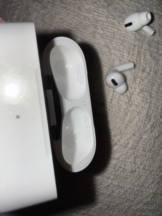 Airpods pro lighting