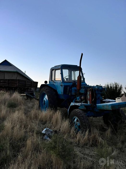 Traktor Mtz 80 sotiladi
