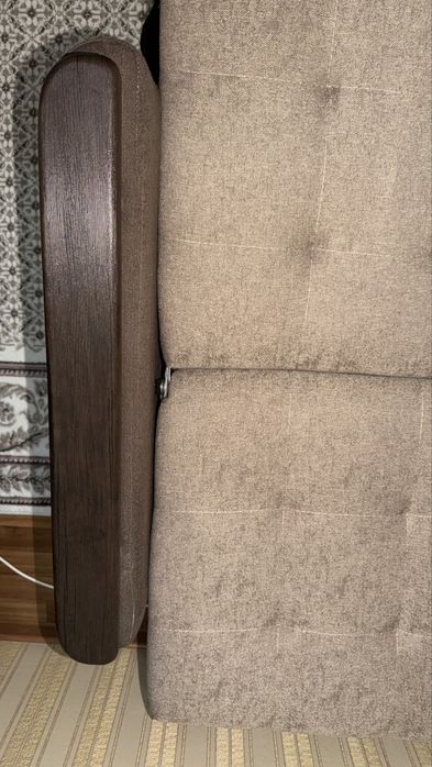 Диван книжка. 100 000 тенге.