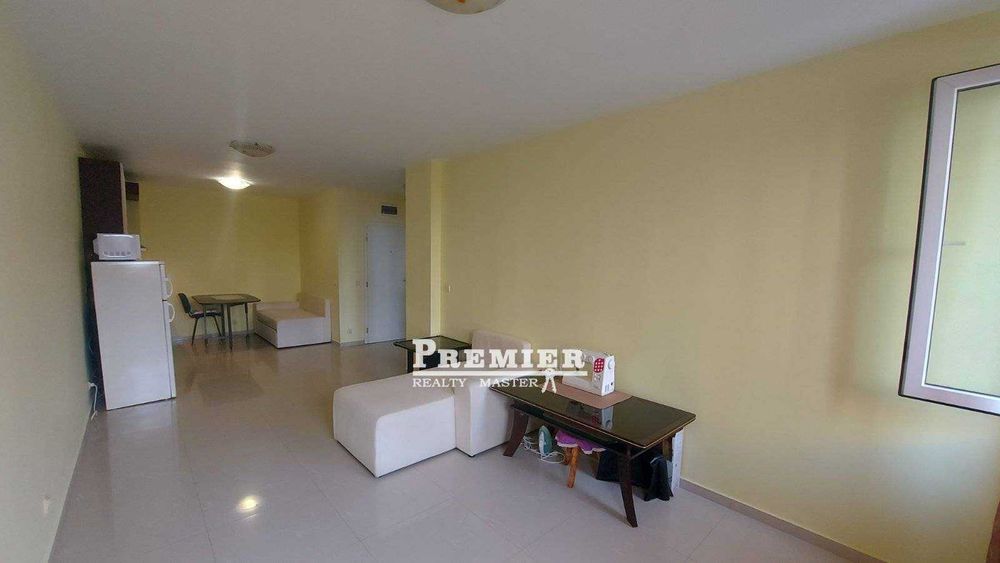 Продава се Двустаен апартамент в Поморие - 64 кв.м за 1157 €/кв.м - Снимка #1