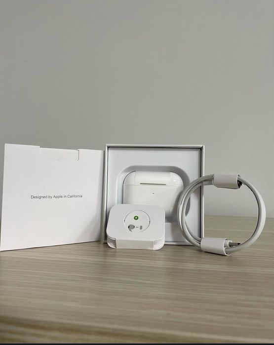AirPods Pro 2 Apple оригинални + кутия ,чисто нови.
