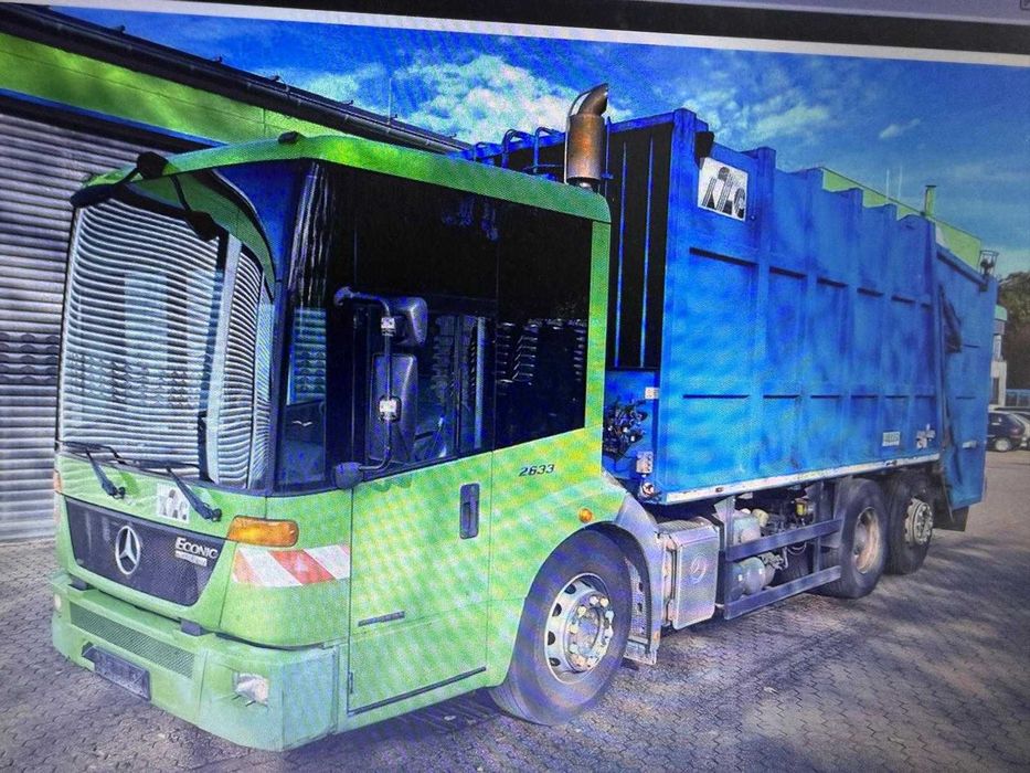 Autoutilitara Gunoiera Mercedes Econic 2633