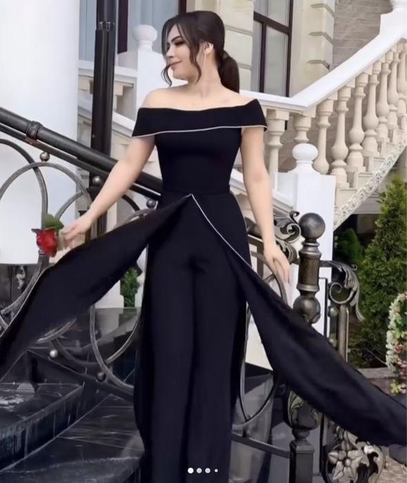 Женский комбинезон