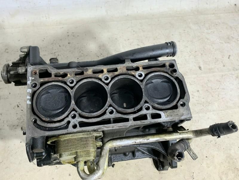Bloc motor ambielat Volkswagen Golf 5 1.4 tsi CAXC; CAXA; CAX 03C10009