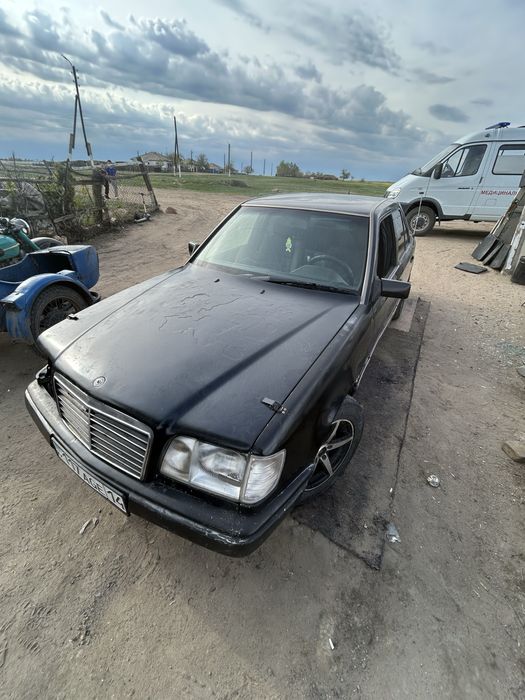 Продам или обменяю мерседес w124 е200
