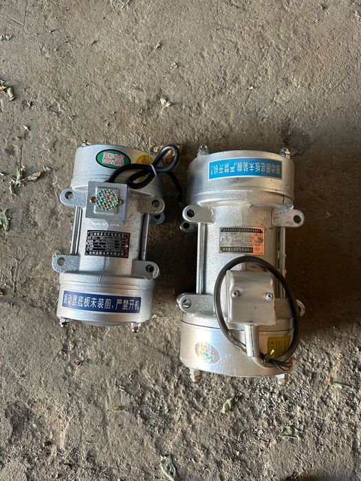 Вибраторы 220V-380V