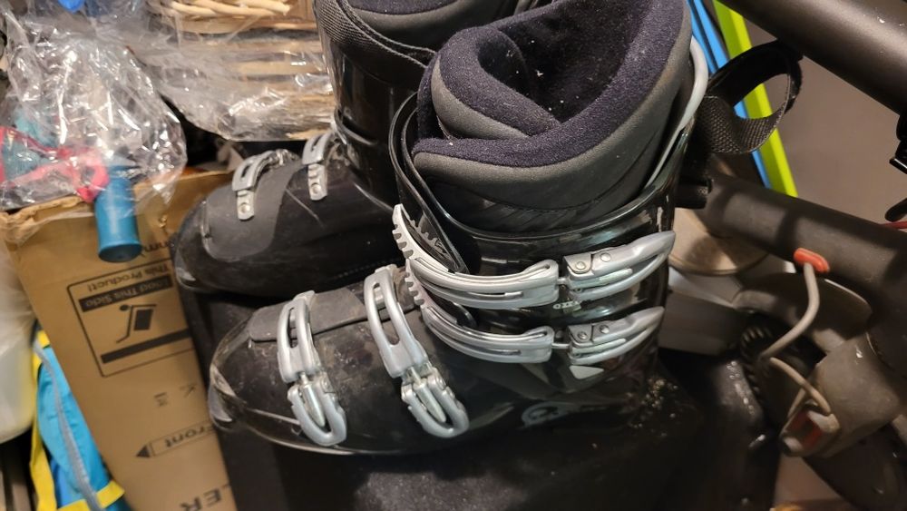 Clăpari pentru ski mărimea 44-45 338mm Lange Vec5