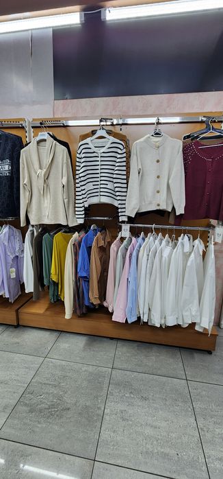 Продам торговое  витрины