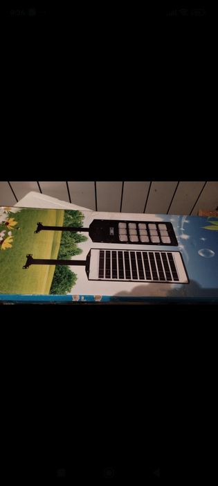 Уличный фонарь на солнечной батарее