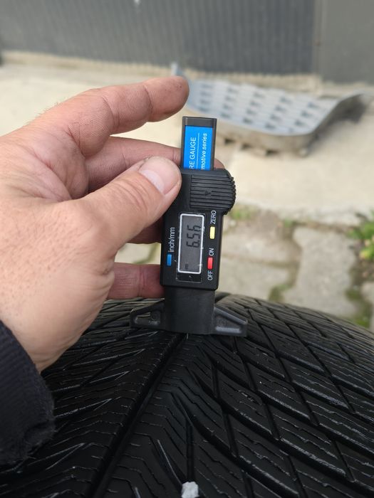255 70 18 Michelin