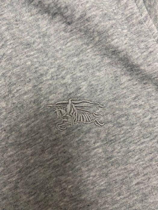 Burberyy зипка хорошего качества