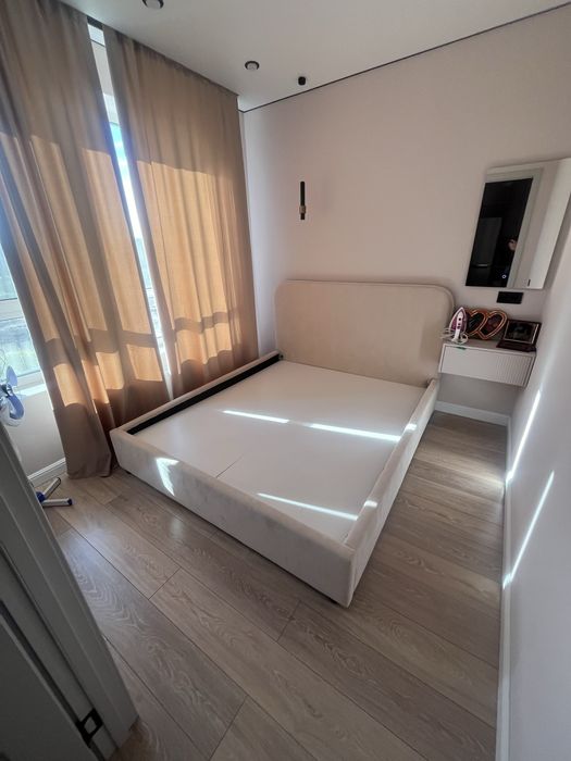 Продам кровать 180х200см
