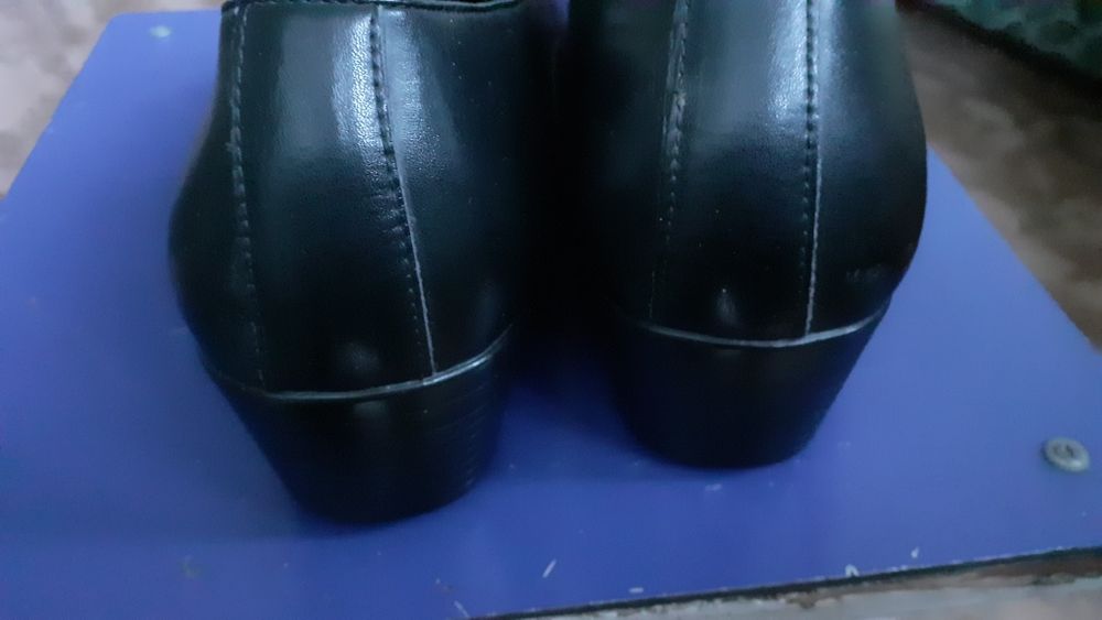 Туфли казачки новые