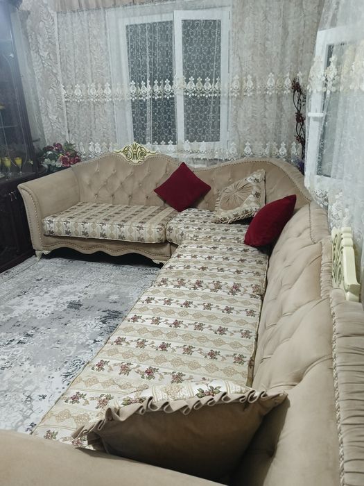 Диван в отличном состоянии