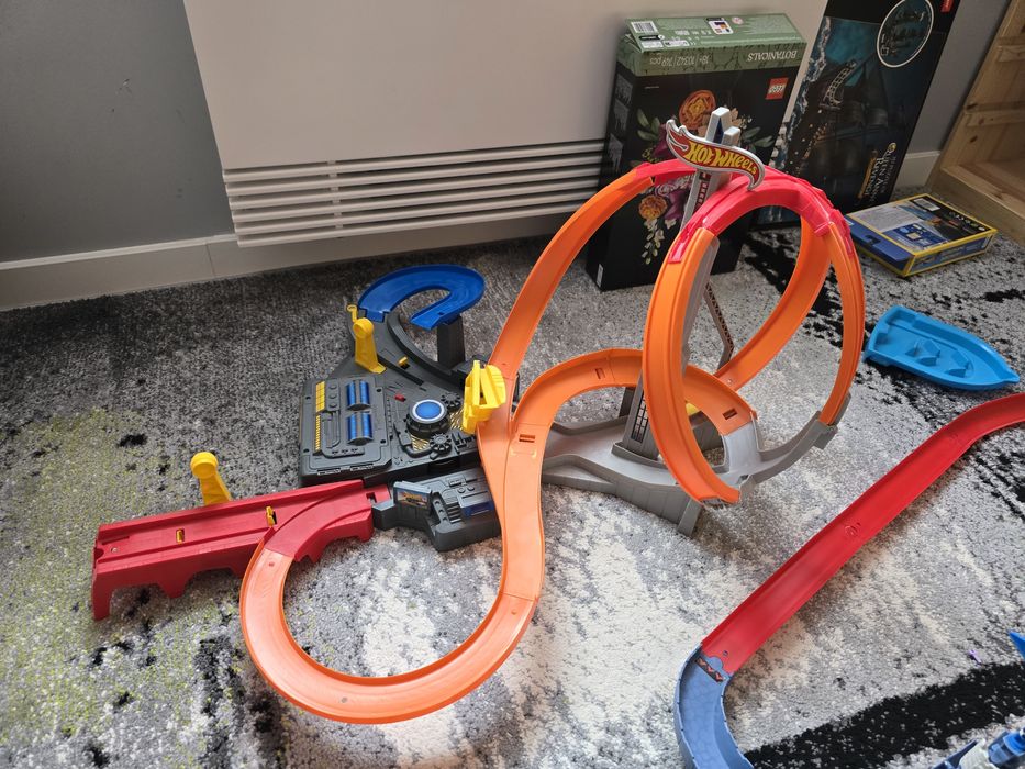 Hot Wheels Писта Комплект шеметен лупинг CDL45