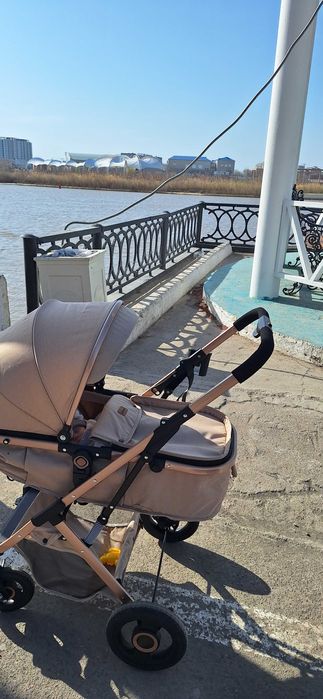 Продам детскую коляску