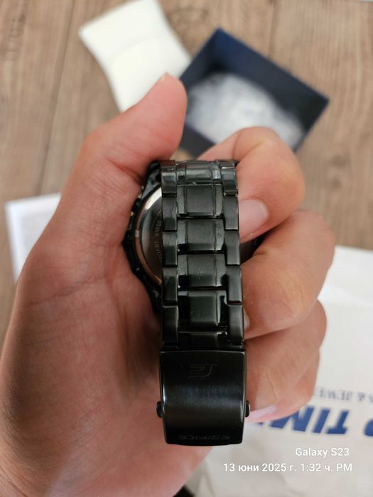 Часовник Casio efv 540dc