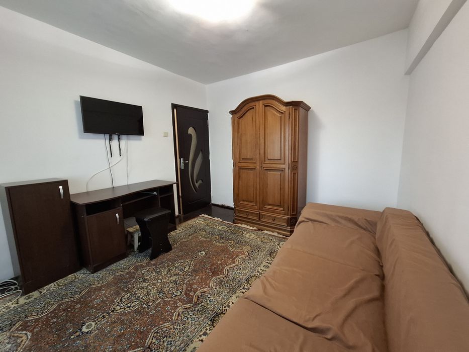 Zona Ciuperca - Sala Polivalenta - Oblemenco - Apartament 2 camere mega spatios