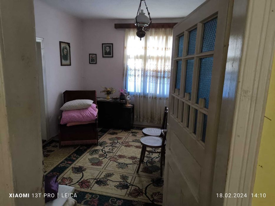 Vand casa si teren Putna