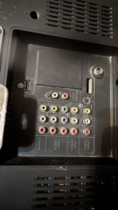 Продам телевизор JVC рабочий