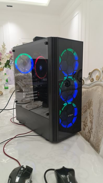 Igravoy kompyuter sotiladi. Holati a‘lo darajada. SSD. Monitor